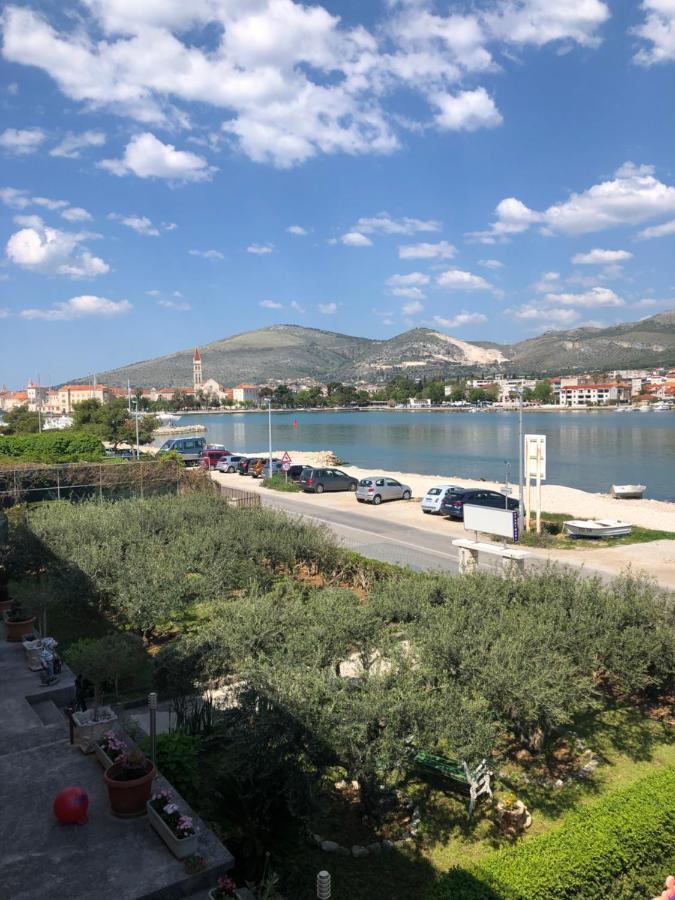 Apartments Kapetanovi Dvori Trogir Eksteriør bilde