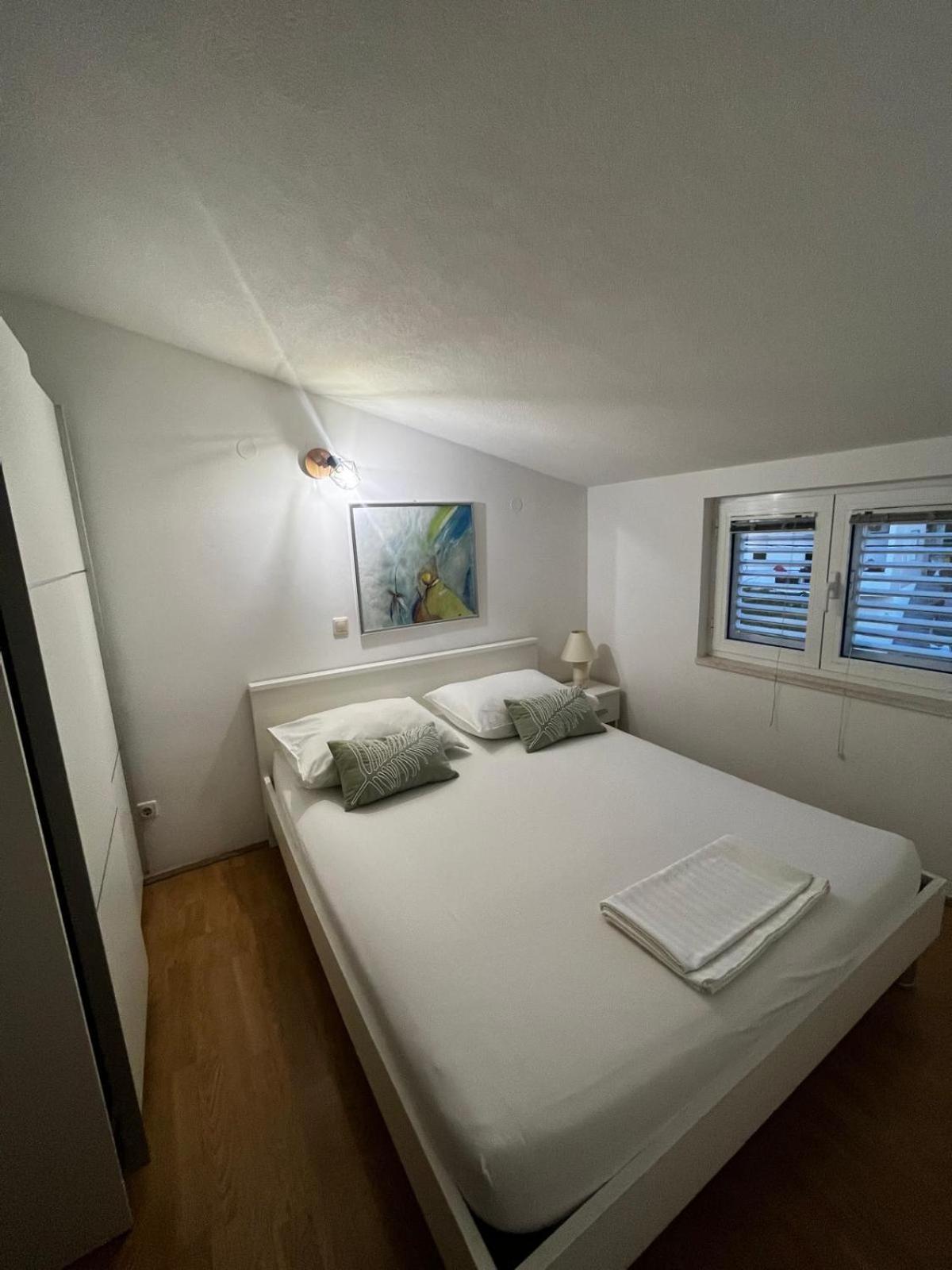 Apartments Kapetanovi Dvori Trogir Eksteriør bilde