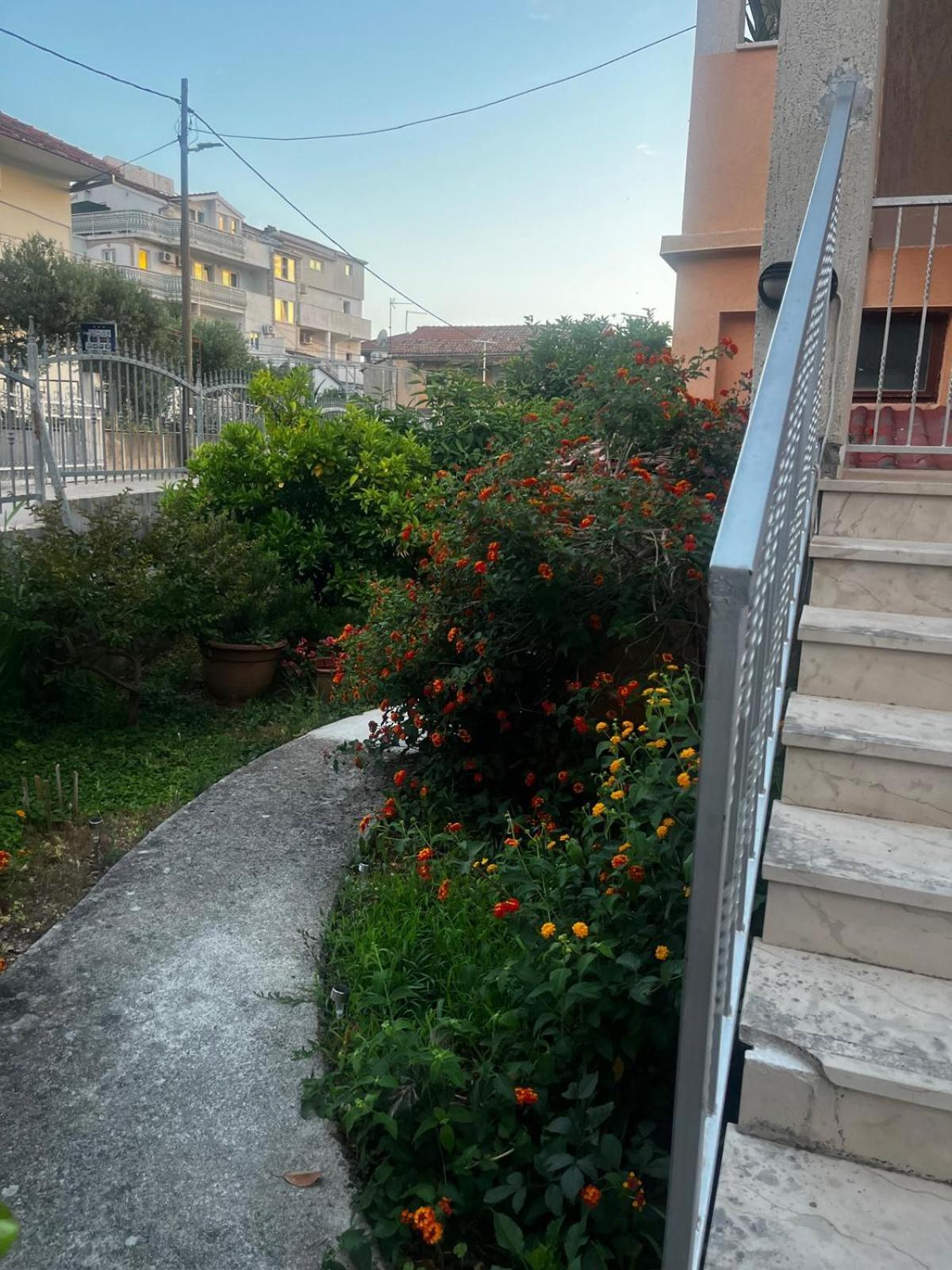 Apartments Kapetanovi Dvori Trogir Eksteriør bilde