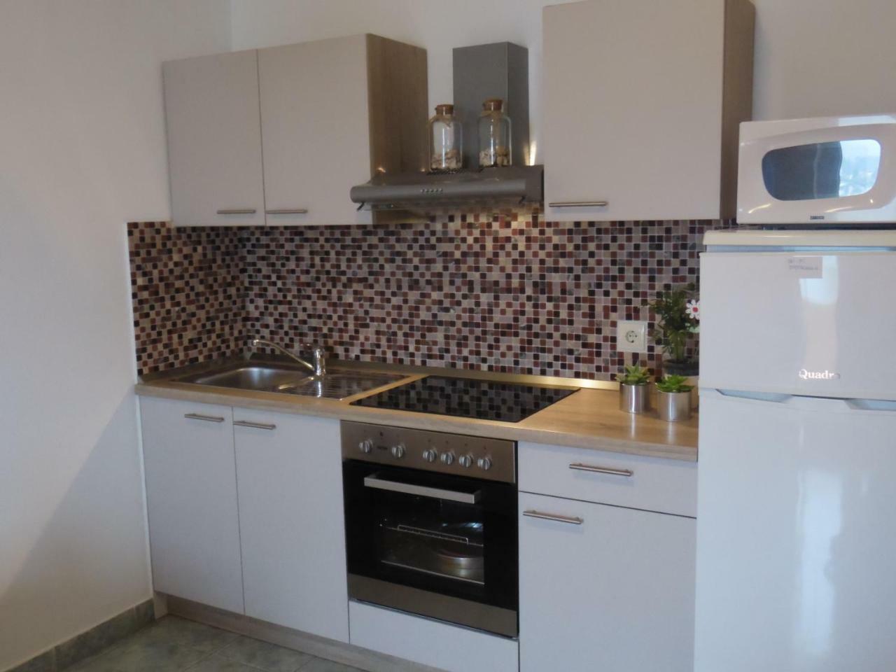 Apartments Kapetanovi Dvori Trogir Eksteriør bilde